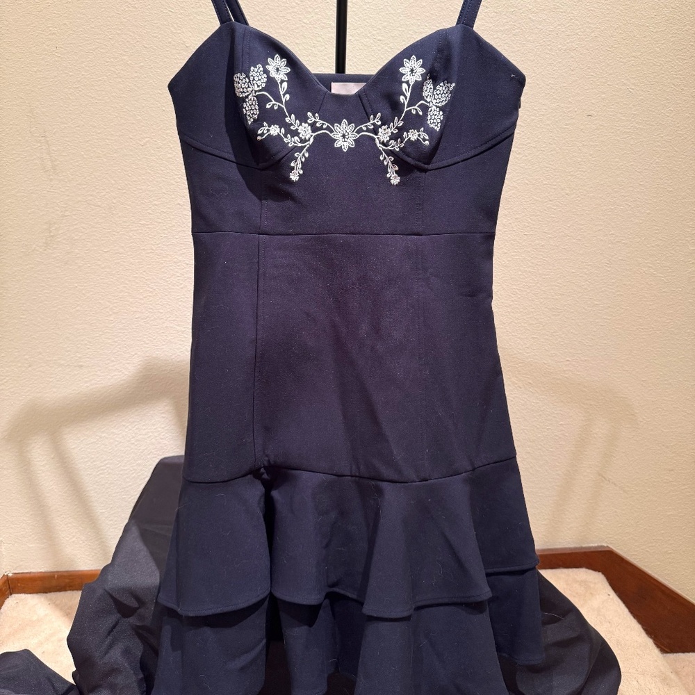 Never worn! Vintage Cinq a Cept Y2K cocktail mini dress.